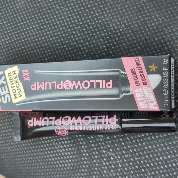 Soap & Glory Trio super volume Mascara, XXL Pillow Plump Gloss, Lip Serum - Picture 2 of 4